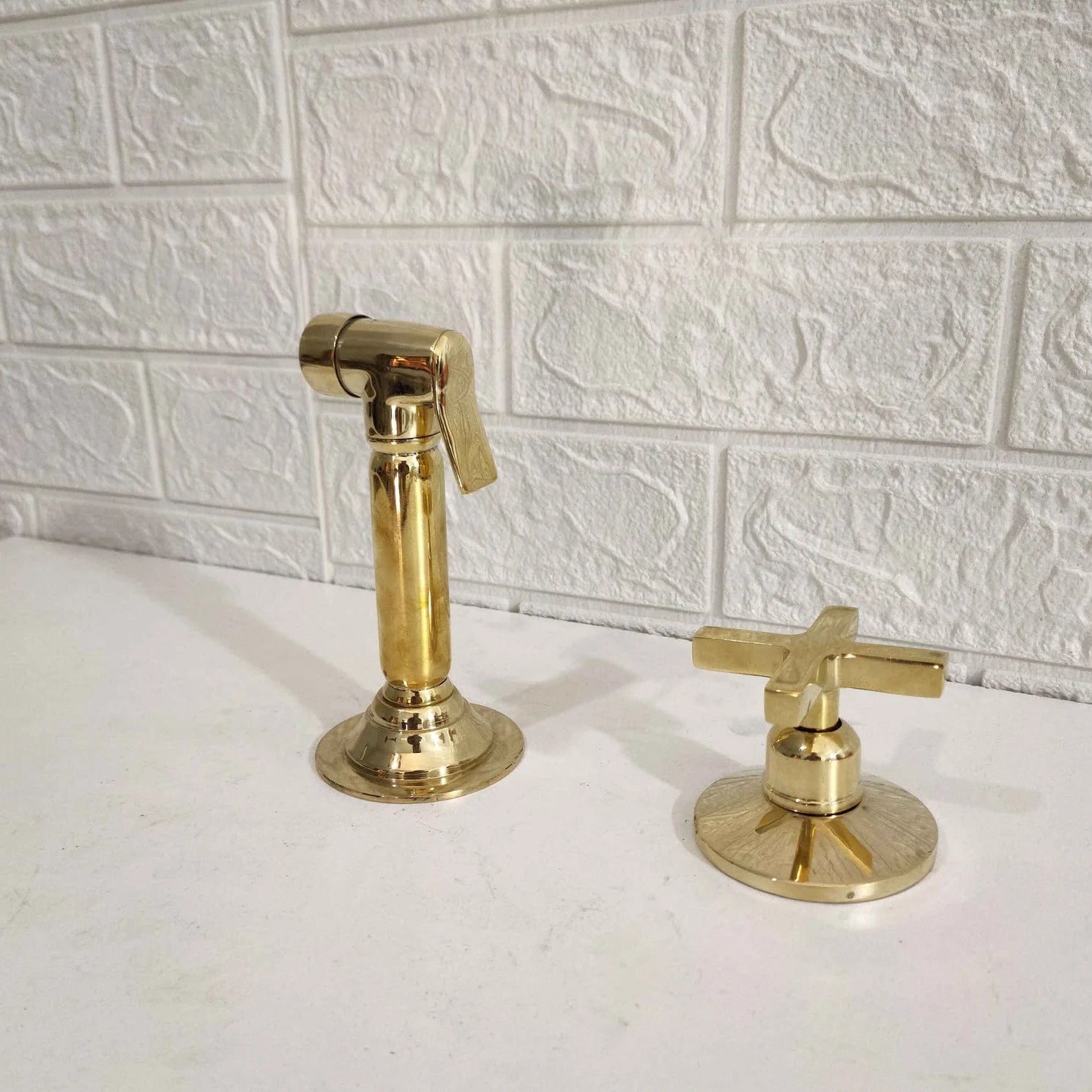 Unlacquered Brass Sprayer With Handle