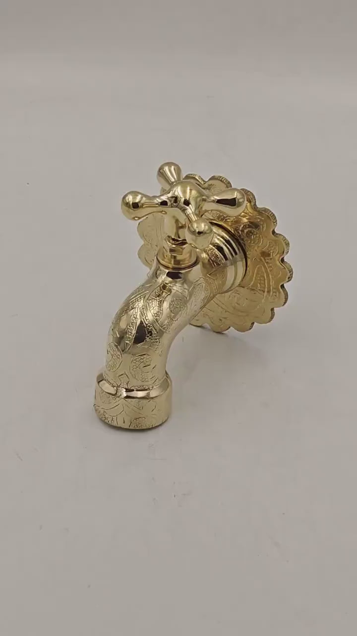 handcrafted Single Hole Faucet