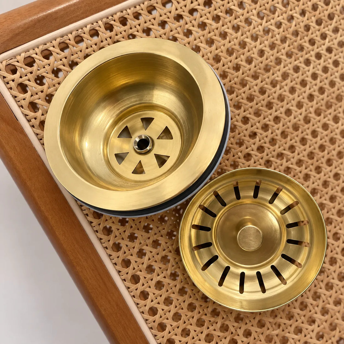 3 1/2 inch unlacquered brass kitchen sink drain with basket strainer